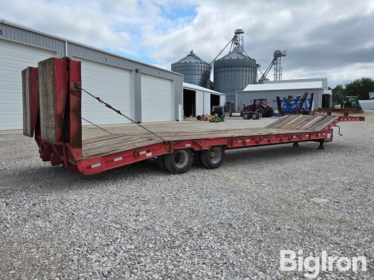 1994-trail-boss-kw32pda-t/a-fixed-neck-lowboy-image-5