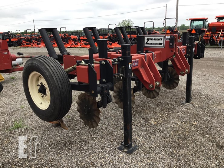 unverferth-zonebuilder-130-image-1