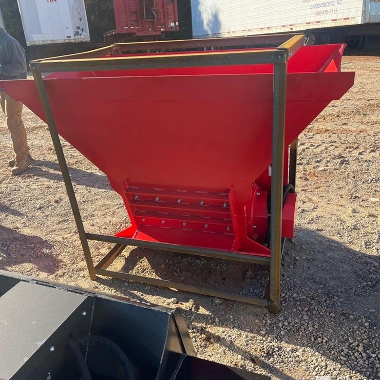 RAYTREE 72IN BLOCK CRUSHER SKID STEER ATTACHMENT