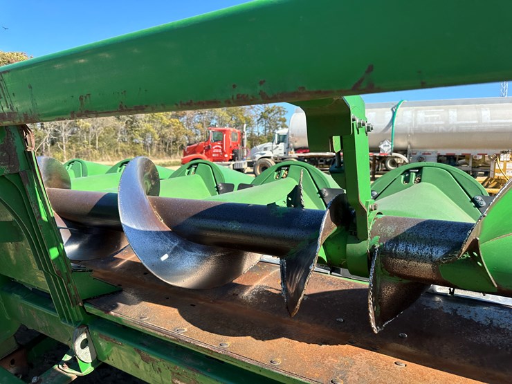 john-deere-616c-image-12