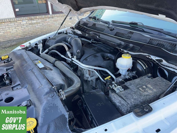 2017-dodge-1500-image-32