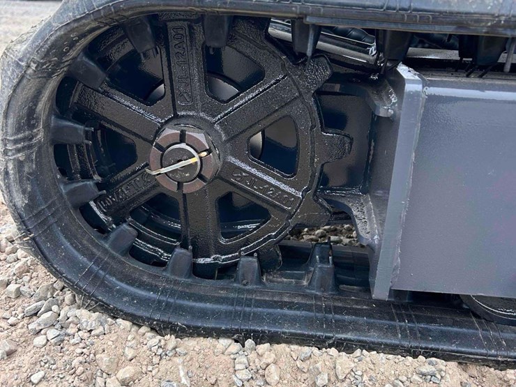 unused-sdle20-mini-excavator-image-10