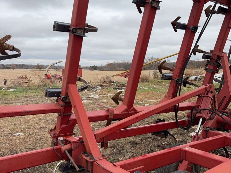 case-ih-4300-image-13