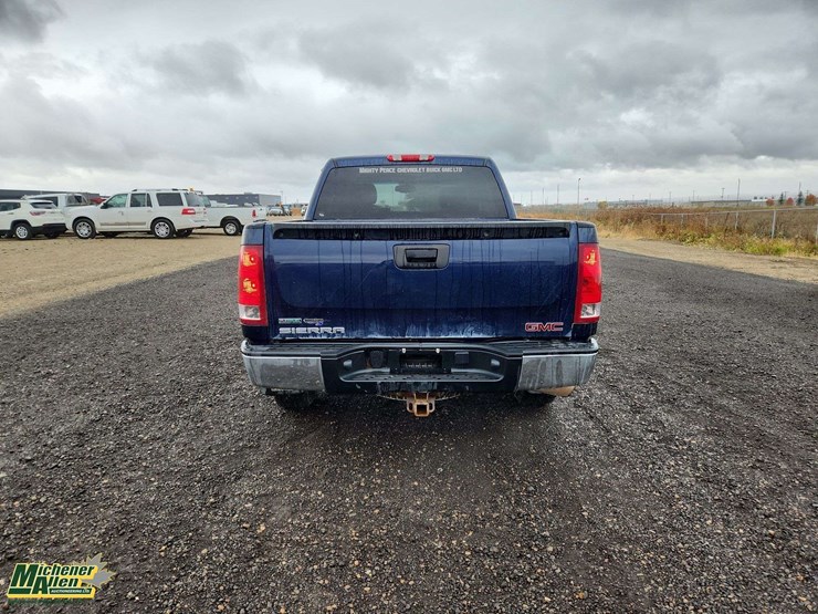 2010-gmc-sierra-1500-image-22
