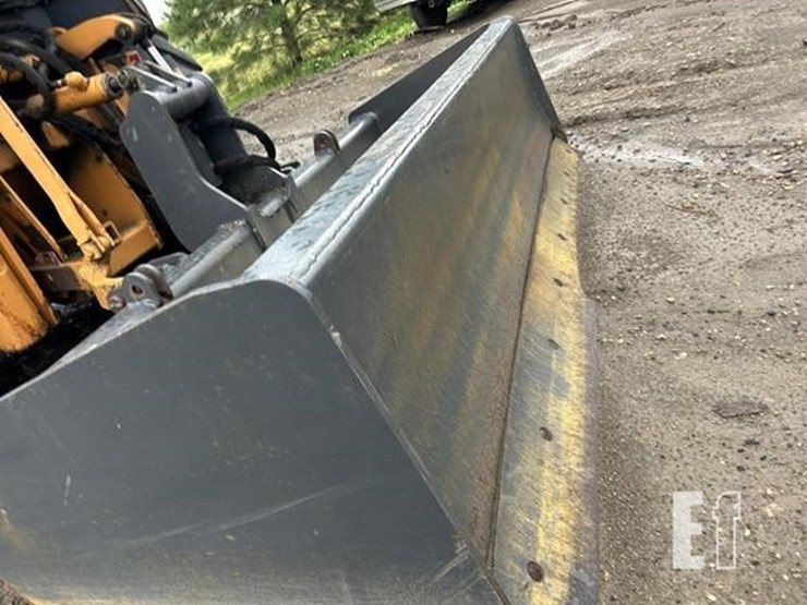 2000-case-570m-xt-image-20