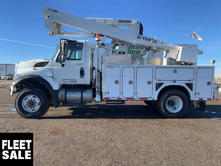 2009-international-workstar-7400-image-2