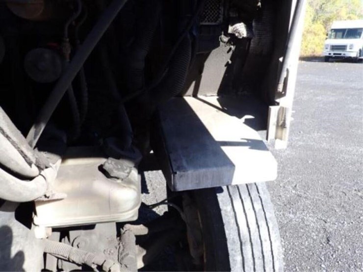 2008-freightliner-mt55-image-63