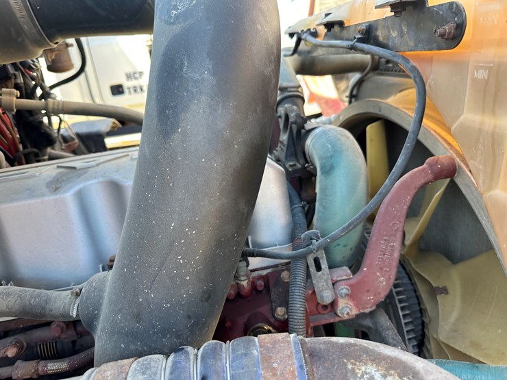 #33708-•-2014-mack-cxu-t/a-daycab-truck-tractor-1m1aw02y3em038036-image-61