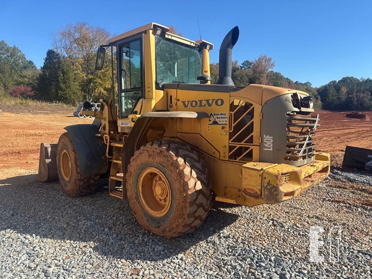 2011-volvo-l60f-image-5