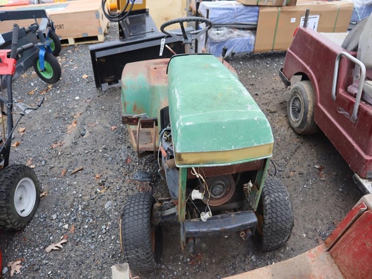 john-deere-318-image-2