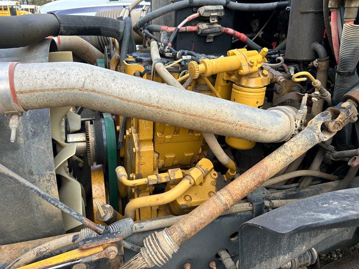 2007-caterpillar-c7-image-24