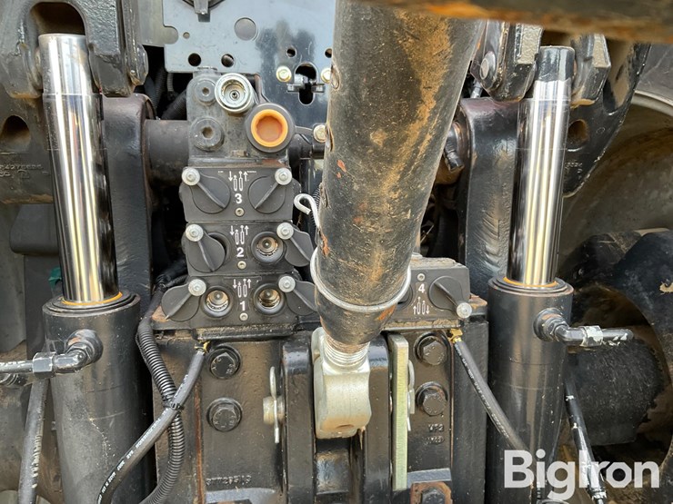 2012-case-ih-magnum-290-image-11