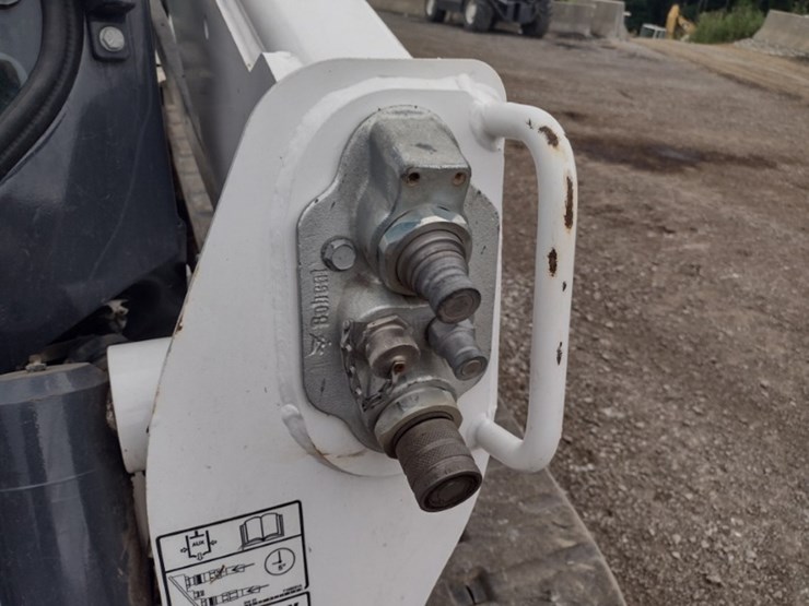 22-bobcat-t770-image-17