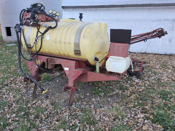 3pt-demco-sprayer,-400-gallons,-60ft-booms-image-3