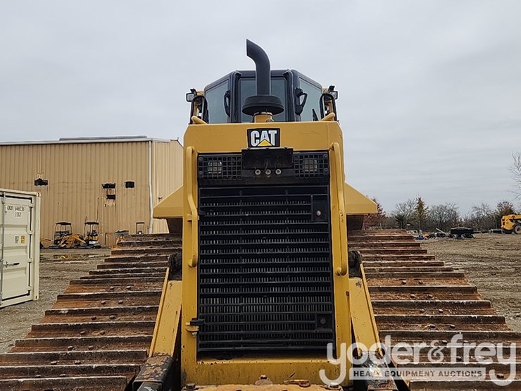 2016-caterpillar-d6n-image-33