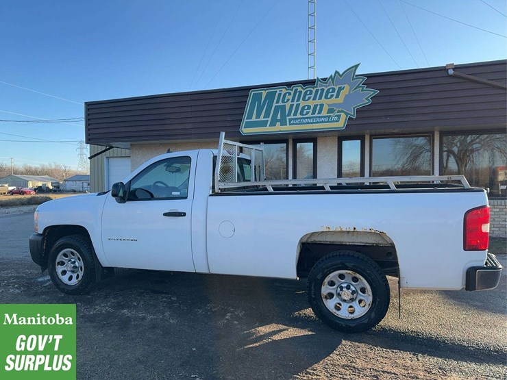 2011-chevrolet-silverado-1500-image-8