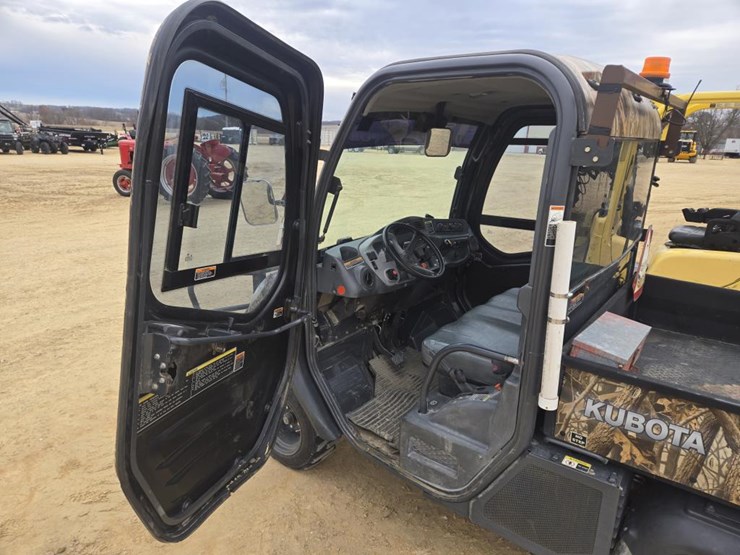 2012-kubota-rtv1100-image-14