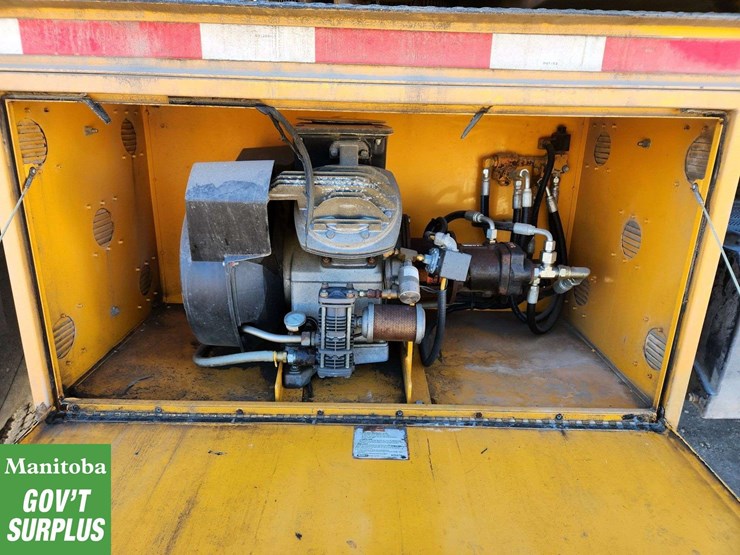 2009-international-workstar-7500-image-43