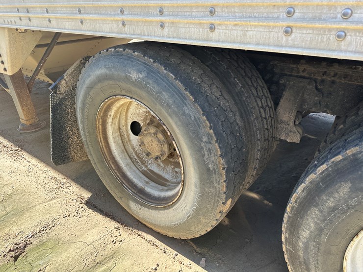 #33712-•-2011-mack-cxu-t/a-sleeper-truck-tractor-1m1aw09y5bm013138-image-12