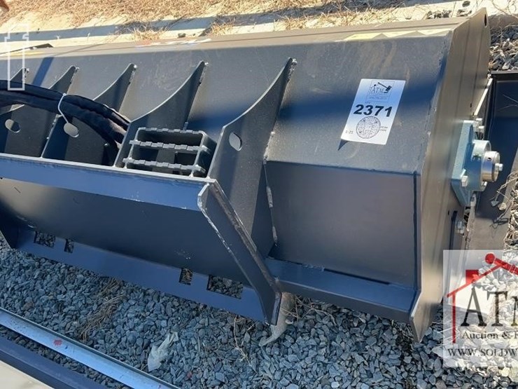 new-72"-wig-tiller---skidsteer-attachment-image-1