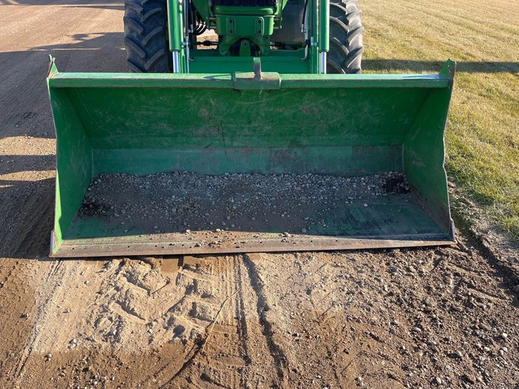 2011-john-deere-6430-premium-image-49