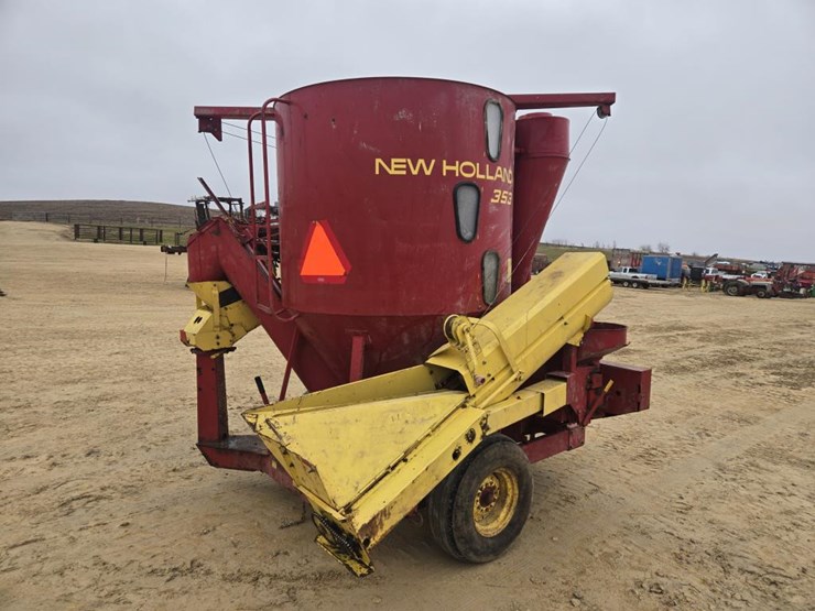 353-new-holland-353-image-3