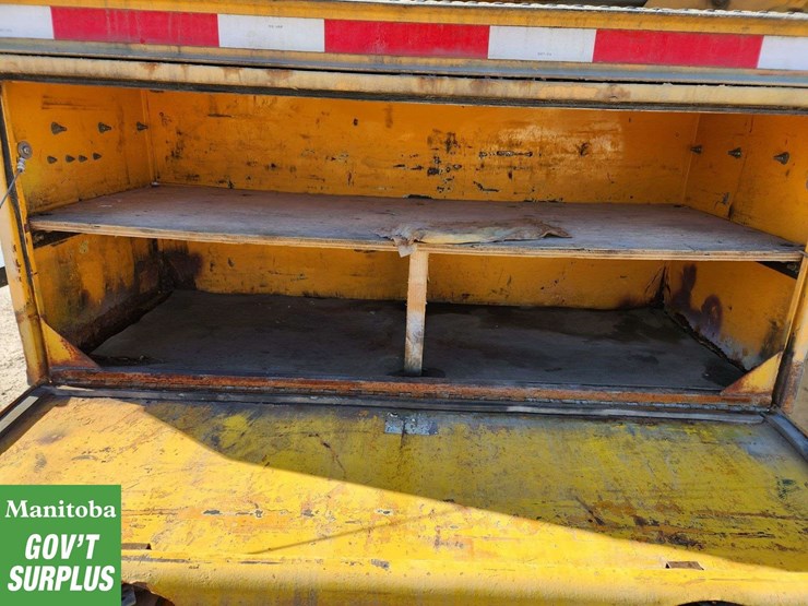 2009-international-workstar-7500-image-40