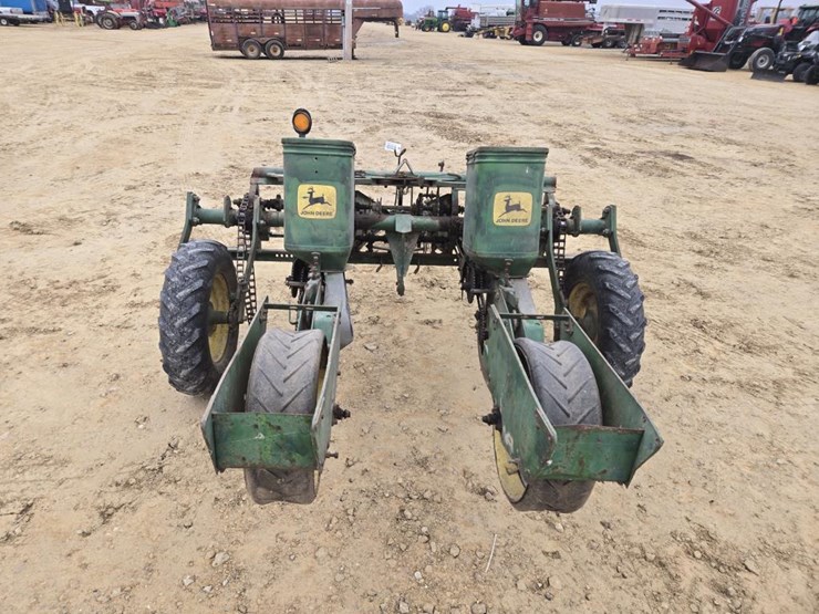 john-deere-1240-image-6