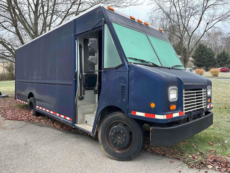 2008-utitimaster-workhorse-step-van-image-3