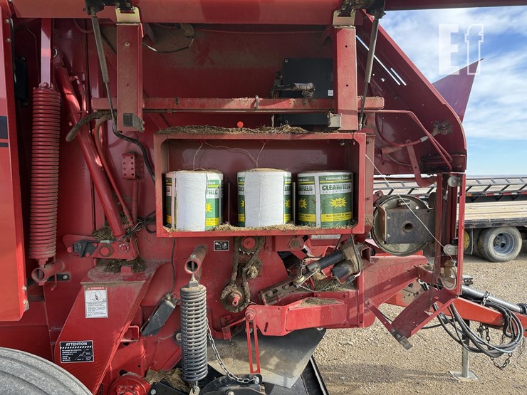 2013-case-ih-rb564-image-26