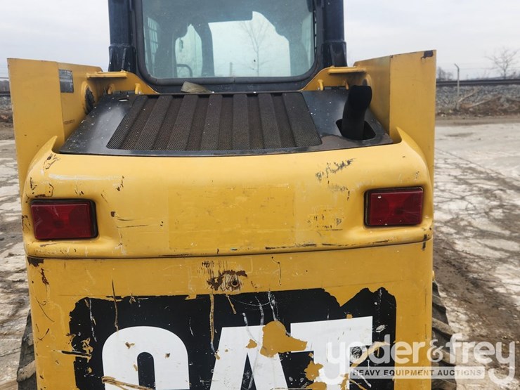 caterpillar-226b-image-20