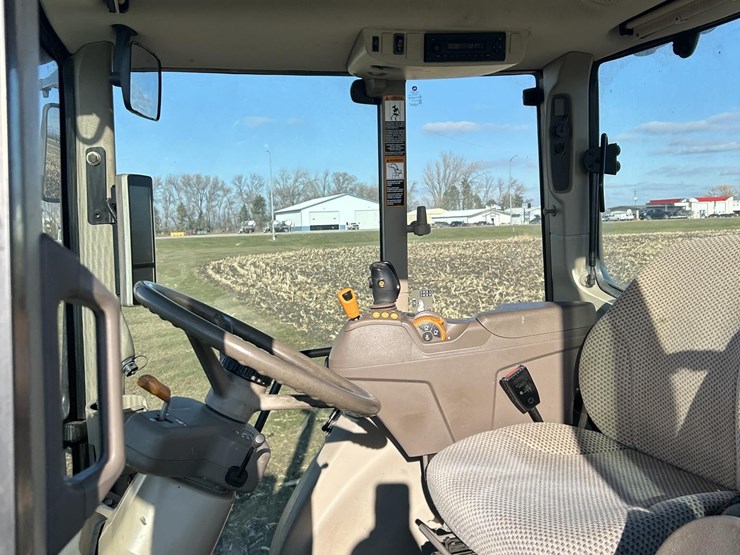 2021-john-deere-6175m-image-49