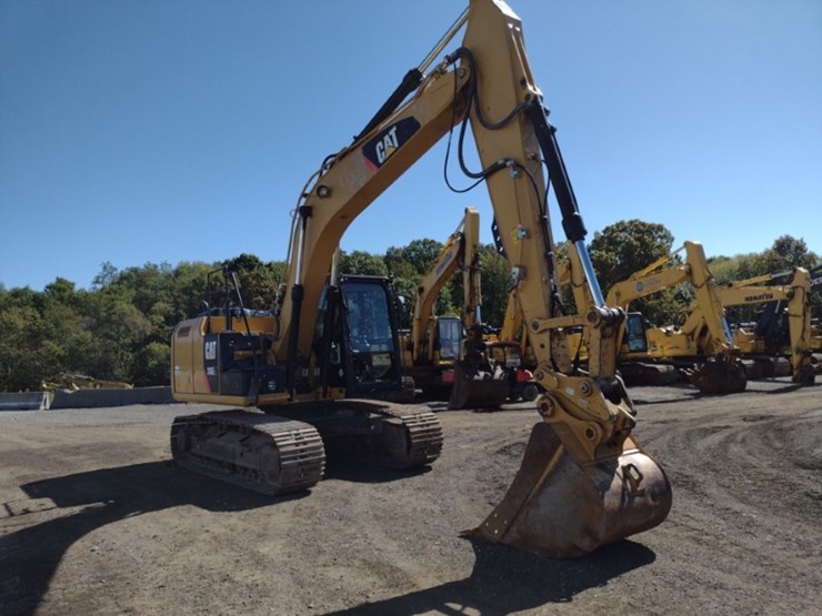 14-caterpillar-14-image-44