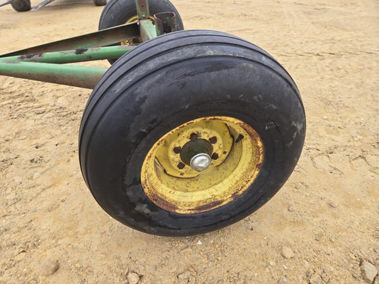 john-deere-1065-image-4