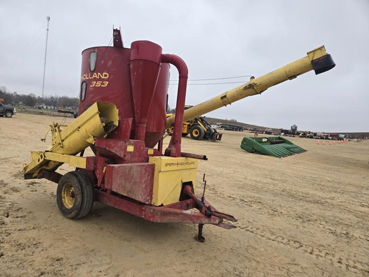 353-new-holland-353-image-1