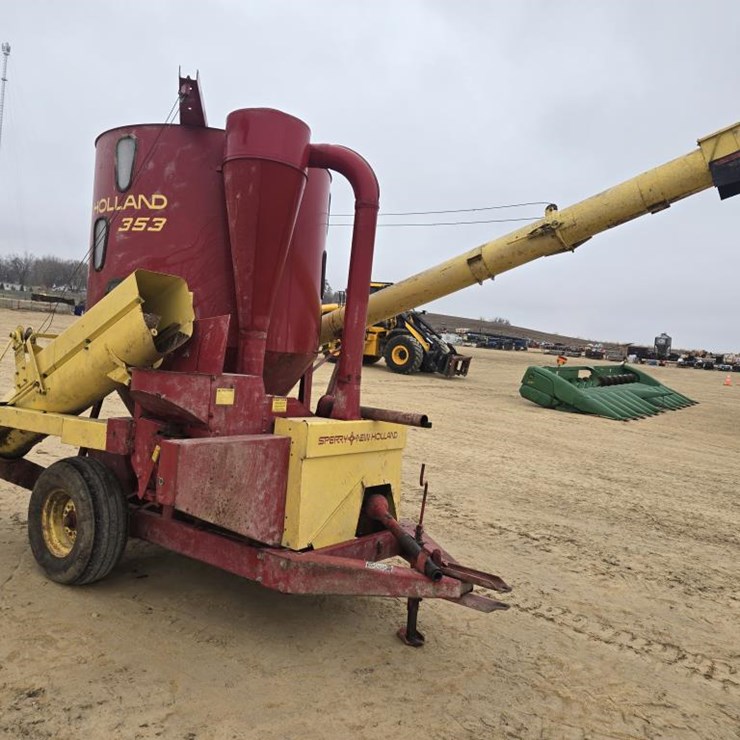 353 NEW HOLLAND 353