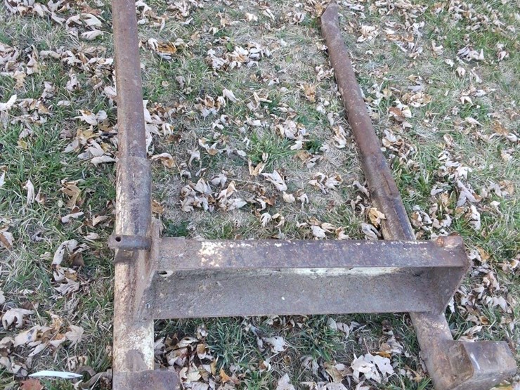 homemade-bale-fork-image-2