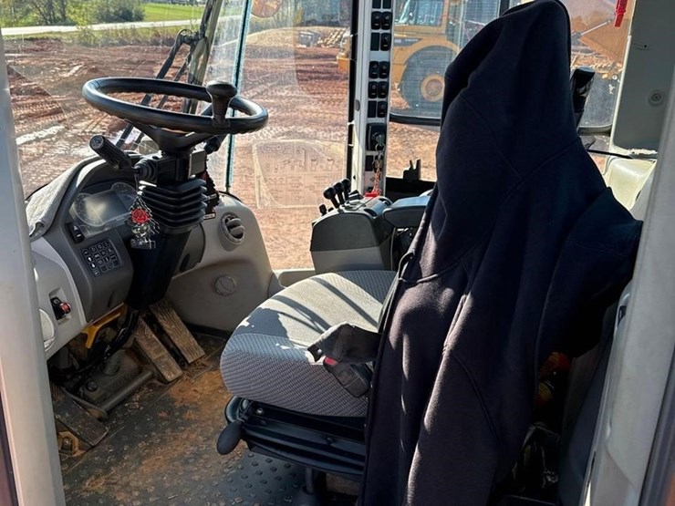 2018-volvo-l70h-image-18