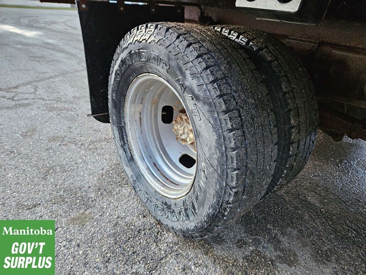 2012-ford-f350-image-14