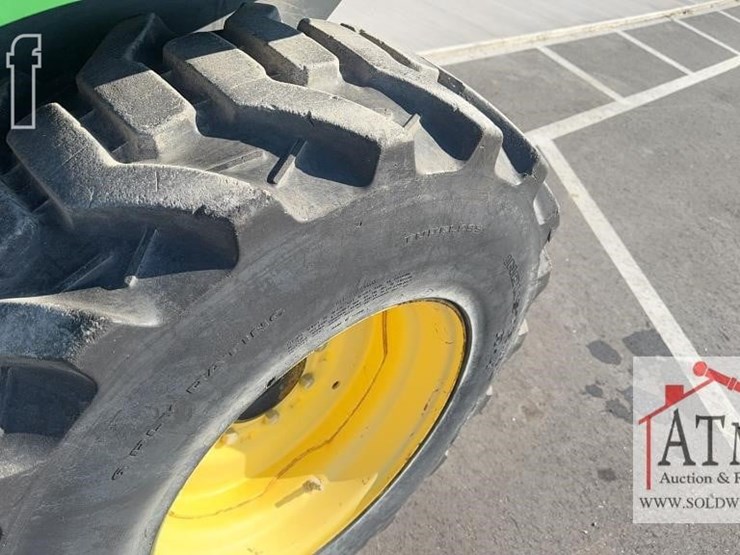 2004-john-deere-3120-image-10