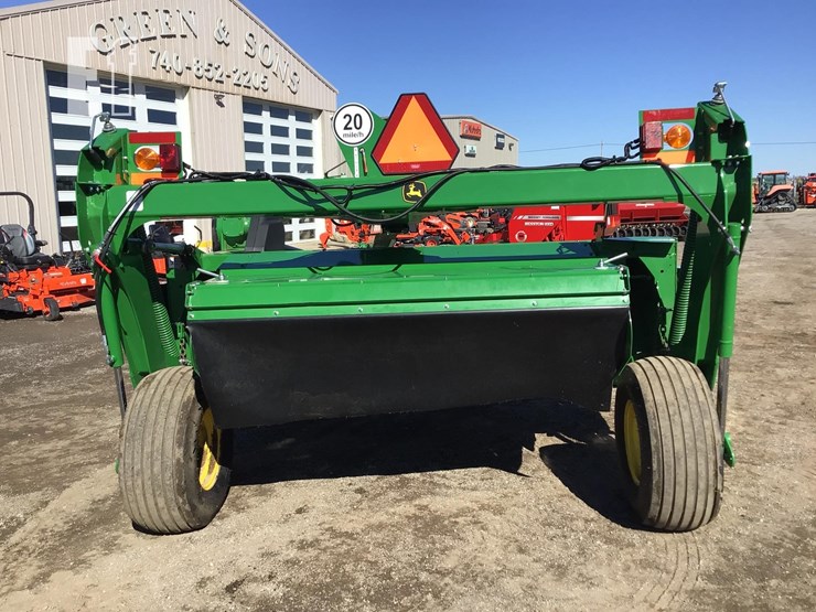 2023-john-deere-s300-image-10