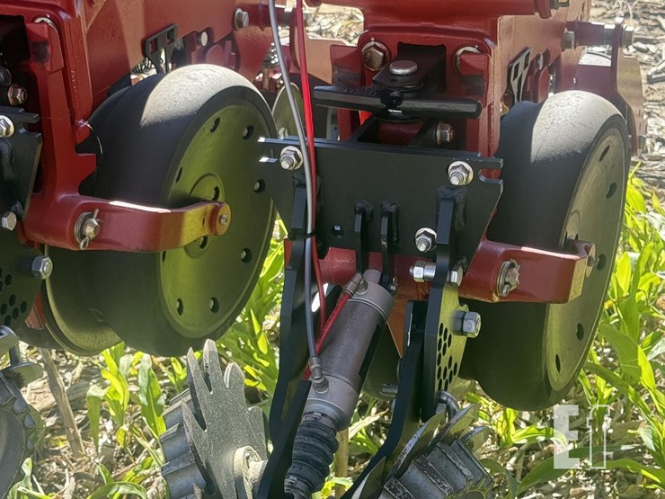 2024-case-ih-2160-image-87