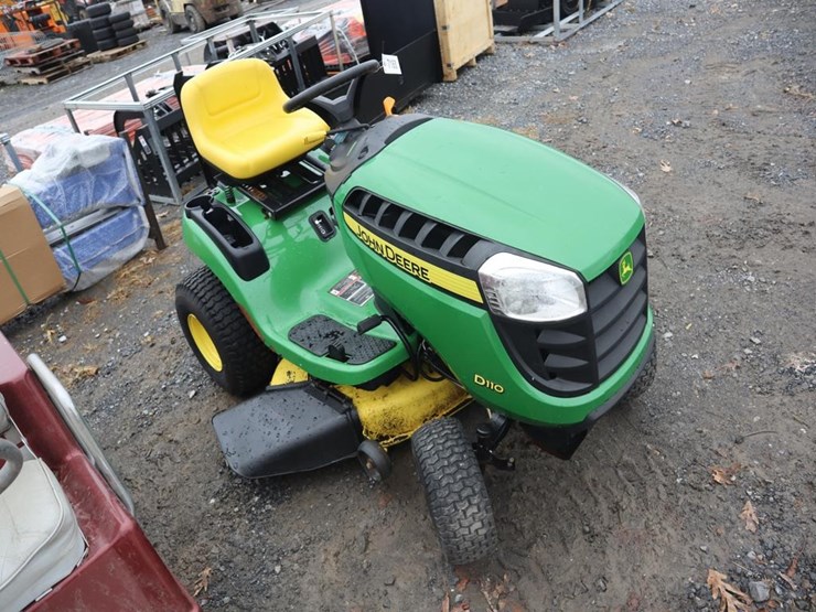 john-deere-d110-image-1