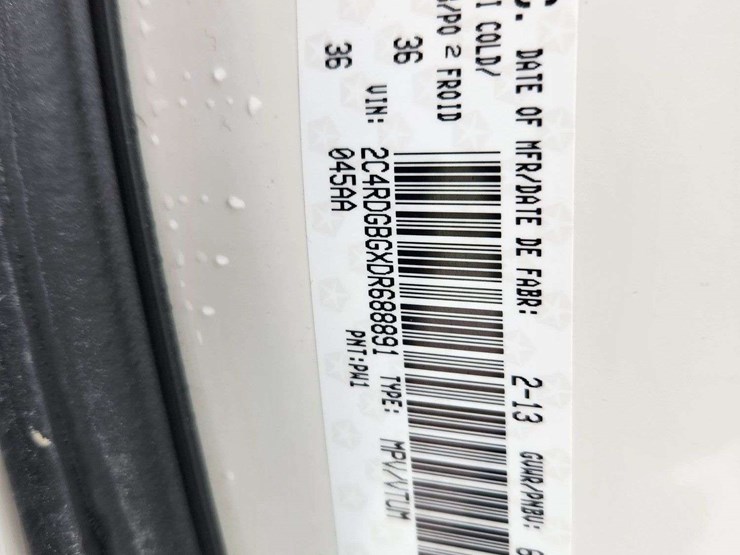 2013-dodge-grand-caravan-se-image-19