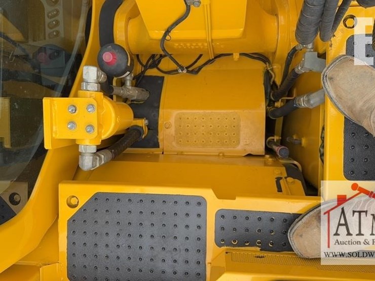 2021-komatsu-pc138us-11-image-40