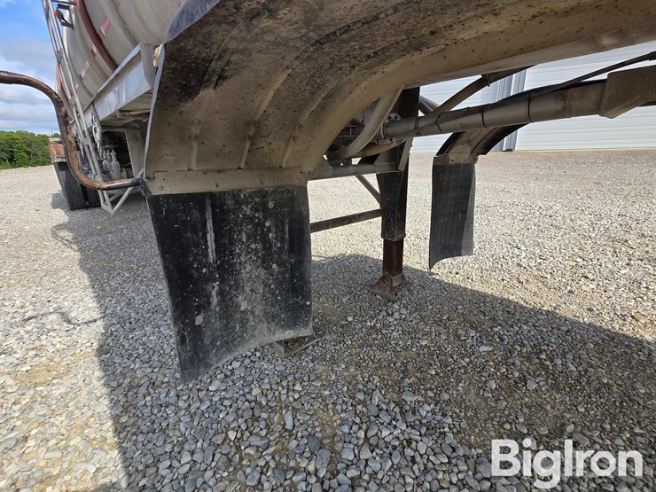 1969-j&l-3500-gal-t/a-ss-tanker-trailer-image-11