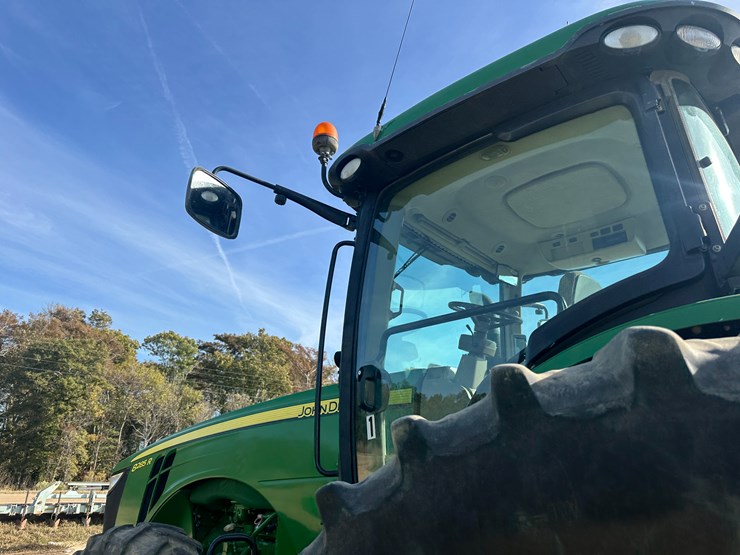2013-john-deere-8285r-image-23