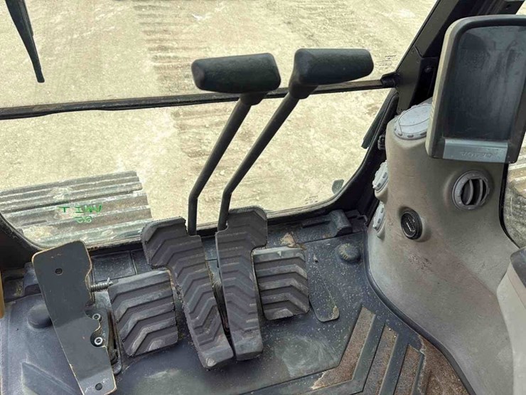 volvo-ec460cl-image-21