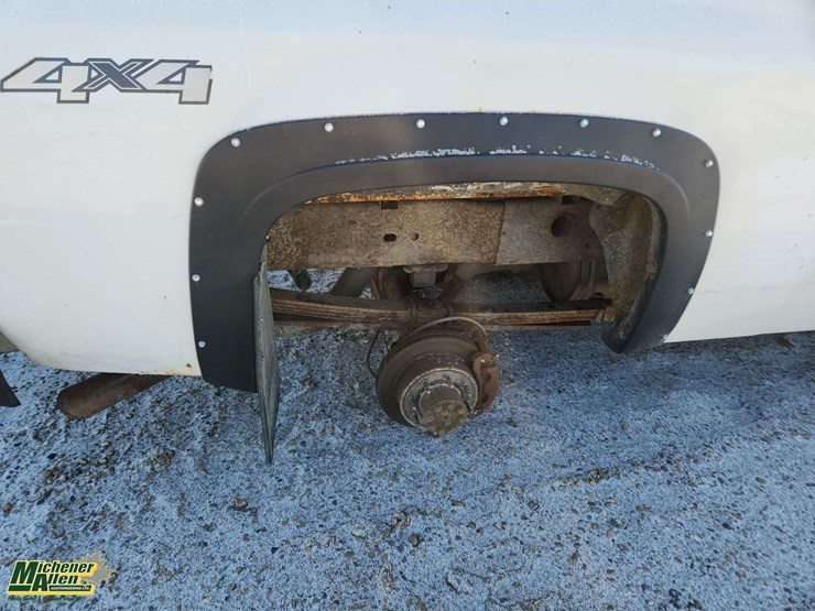 2008-chevrolet-silverado-2500hd-image-34