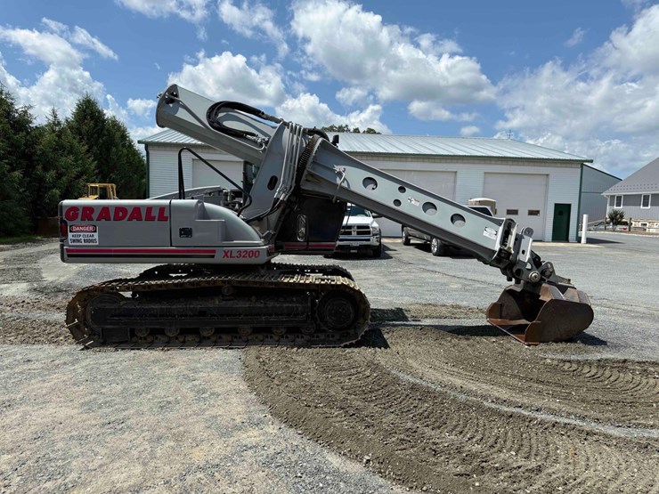 1998-gradall-xl3200-image-3